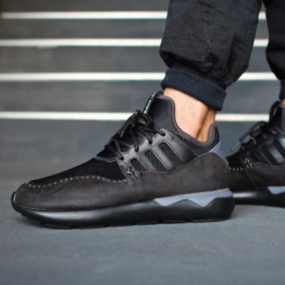 adidas tubular moc runner black